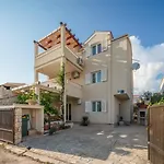 Bella Vista *