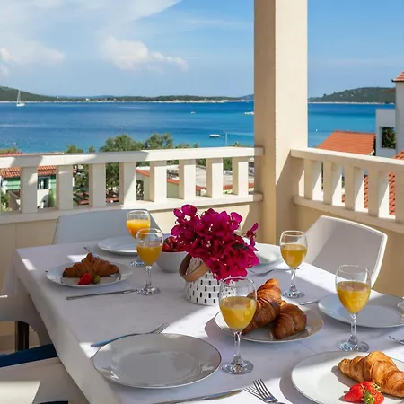 Bella Vista Apartament *