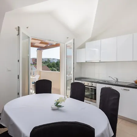 Apartament Bella Vista *